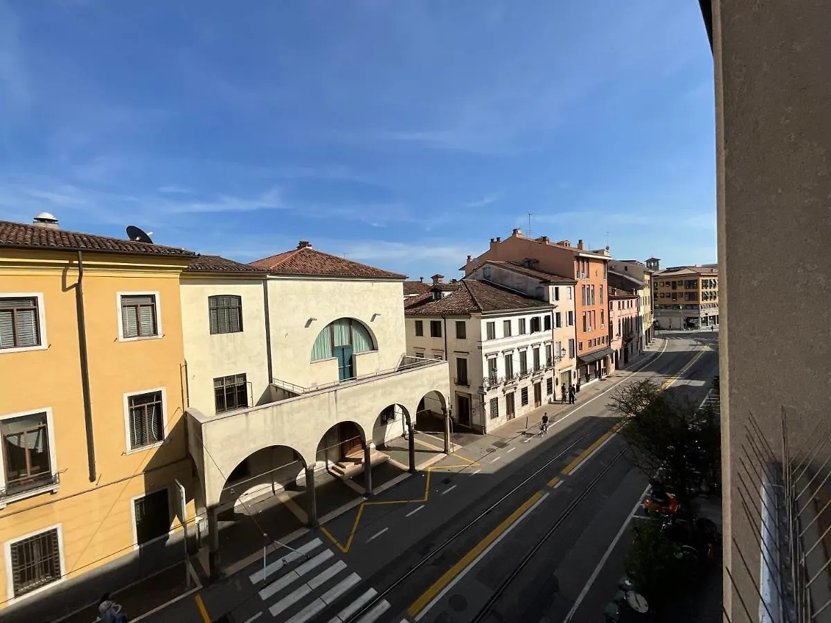 Tito Livio Deluxe Accommodation Padova 0*,